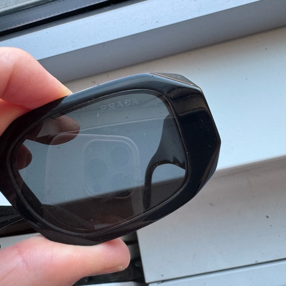 Prada 17WS black sunglasses - Picture 10 of 10